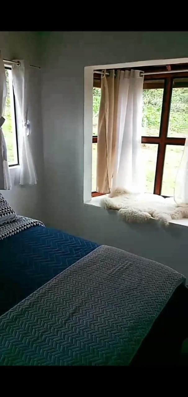 Villa Chale Com Vidros E Hidromassagem São Bento do Sapucaí Exterior foto